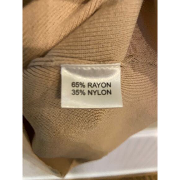 LEO GUY Vintage Womens Small Beige Knit Geometric Cut Out Shirt - Picture 3 of 5